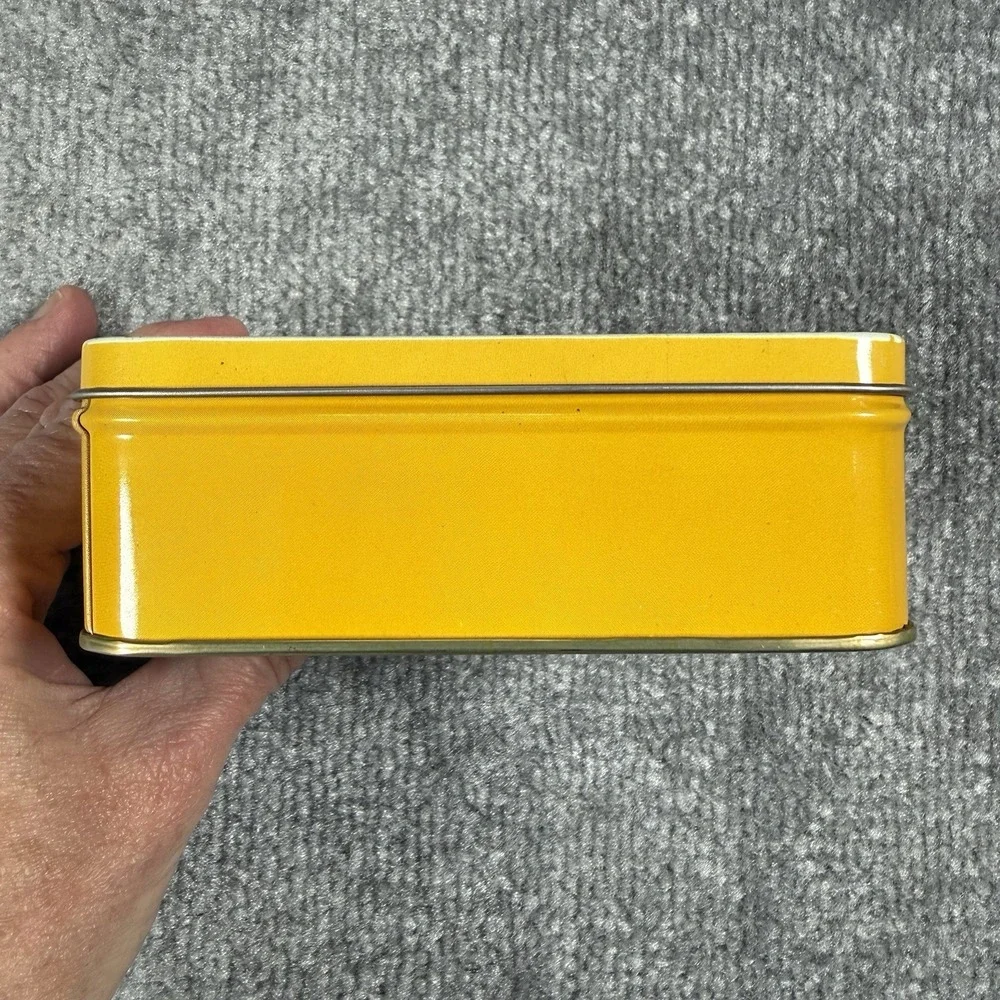 Vintage Patchwork Cat Metal Tin Yellow Notepaper Storage